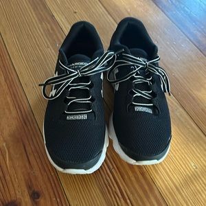 Under Armour black shoes size 8 in women’s